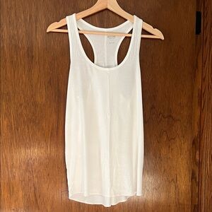 Women's White Racerback Tank Top Mossimo